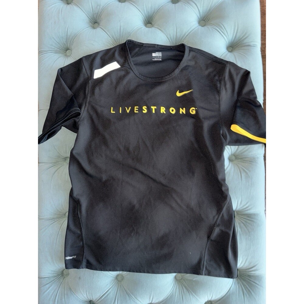 Vintage Y2K Nike FitDry Lance Armstrong LIVESTRONG T-Shirt Size Large Reflective